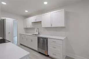 8555 24th St, Vero Beach, FL 32966 - Photo 4