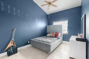 7201 Tam Oshanter Blvd, Pompano Beach, FL 33068 - Photo 8