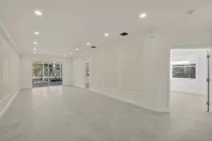 10664 Royal Caribbean Cir, Boynton Beach, FL 33437 - Photo 12