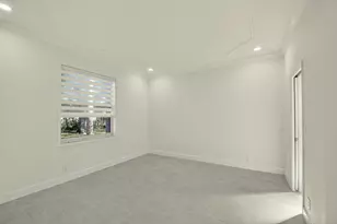 10664 Royal Caribbean Cir, Boynton Beach, FL 33437 - Photo 14