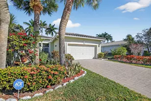 10664 Royal Caribbean Cir, Boynton Beach, FL 33437 - Photo 4