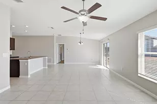 9728 Channing Hill Dr, Ruskin, FL 33573 - Photo 4