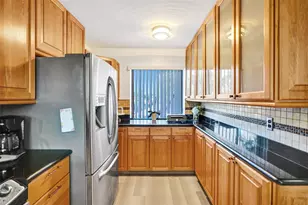 270 Captains Walk, Delray Beach, FL 33483 - Photo 12