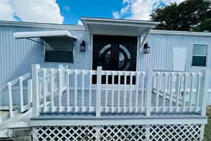 1514 NW 23rd St, Boynton Beach, FL 33436 - Photo 2