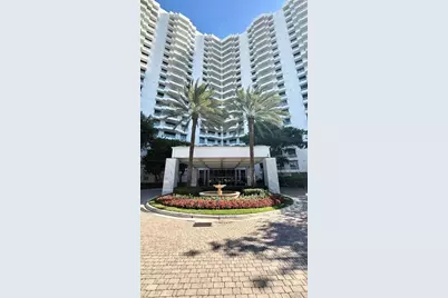 3300 NE 192nd Street #1901, Miami, FL 33180 - Photo 1
