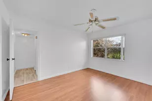 6301 N Falls Cir Dr, Lauderhill, FL 33319 - Photo 34