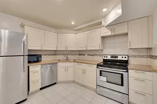 6301 N Falls Cir Dr, Lauderhill, FL 33319 - Photo 22