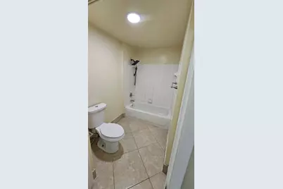 6960 SW 39th Street #E101, Davie, FL 33314 - Photo 10