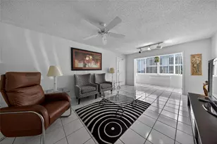 6253 Bay Club Dr, Fort Lauderdale, FL 33308 - Photo 2