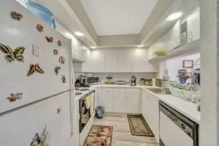 1400 SW 137th Ave, Hollywood, FL 33027 - Photo 6