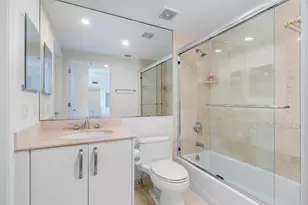 2051 SE 3rd St, Deerfield Beach, FL 33441 - Photo 22