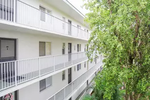 2228 N Cypress Bend Dr, Pompano Beach, FL 33069 - Photo 28