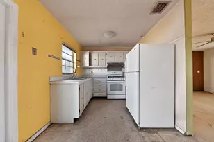 5669 S 35th Ct, Greenacres, FL 33463 - Photo 20