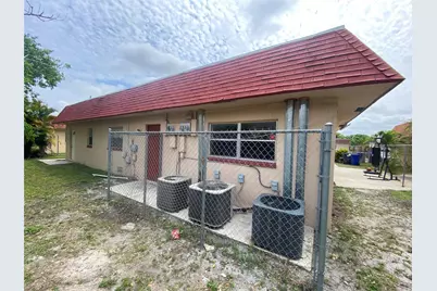 7931 SW 10th Street, North Lauderdale, FL 33068 - Photo 8