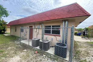 7931 SW 10th St, North Lauderdale, FL 33068 - Photo 8