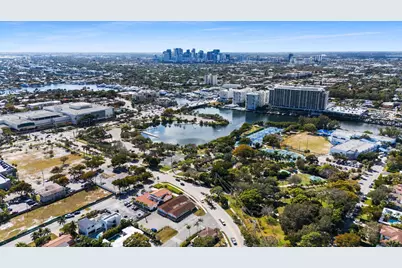 1130 Bayview Drive, Fort Lauderdale, FL 33304 - Photo 1