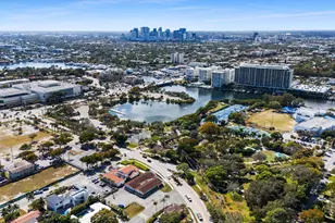 1130 Bayview Dr, Fort Lauderdale, FL 33304 - Photo 1