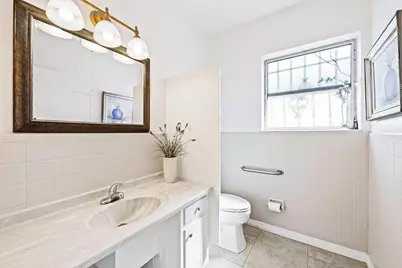 1130 Bayview Drive, Fort Lauderdale, FL 33304 - Photo 14