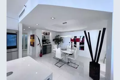 20191 E Country Club Drive #PH5, Aventura, FL 33180 - Photo 8