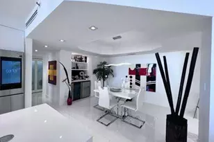 20191 E Country Club Dr, Aventura, FL 33180 - Photo 8