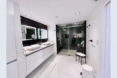 20191 E Country Club Drive #PH5, Aventura, FL 33180 - Photo 16