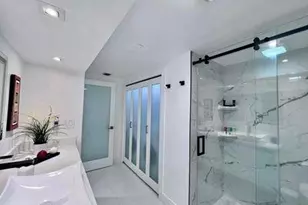 20191 E Country Club Dr, Aventura, FL 33180 - Photo 22