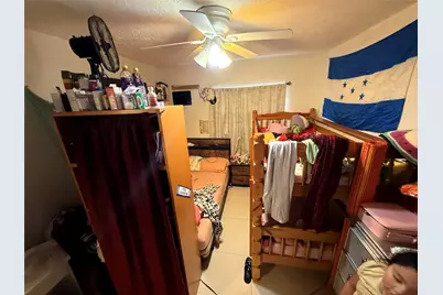 1028 NW 24th Street, Miami, FL 33127 - Photo 10