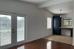 202 Southern Ave, Fort Pierce, FL 34950 - Photo 4