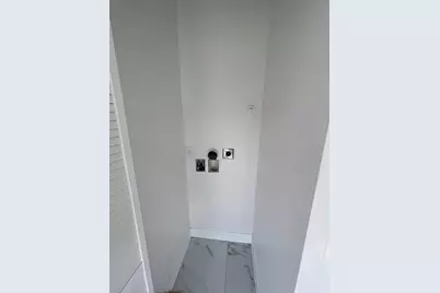 536 NW 13th Avenue, Fort Lauderdale, FL 33311 - Photo 38