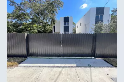 536 NW 13th Avenue, Fort Lauderdale, FL 33311 - Photo 6