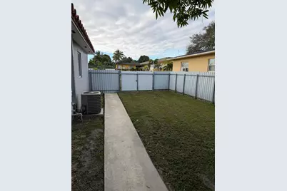 2815 Van Buren, Hollywood, FL 33020 - Photo 16