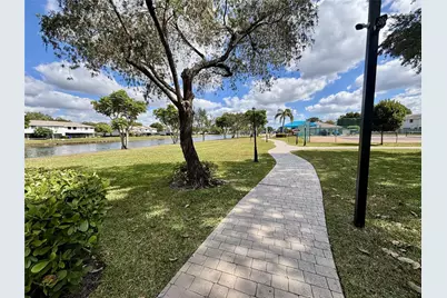 334 NW 103rd Terrace #334, Pembroke Pines, FL 33026 - Photo 30