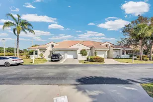 11001 Lakemore Ln, Boca Raton, FL 33498 - Photo 2