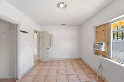 4925 E 9th Court, Hialeah, FL 33013 - Photo 8