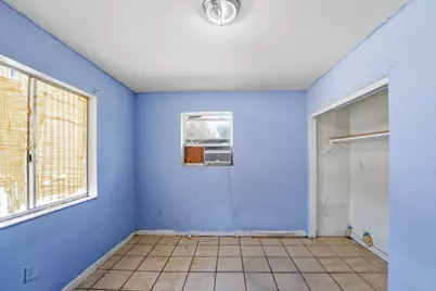 4925 E 9th Court, Hialeah, FL 33013 - Photo 14