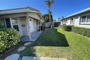 2753 NE 32nd St, Fort Lauderdale, FL 33306 - Photo 1