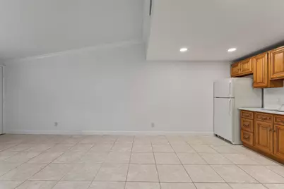 7110 Southgate Boulevard, Tamarac, FL 33321 - Photo 10
