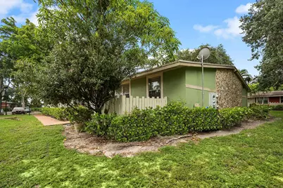 7110 Southgate Boulevard, Tamarac, FL 33321 - Photo 6