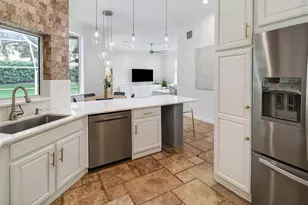 6430 NW 98th Ln, Parkland, FL 33076 - Photo 10