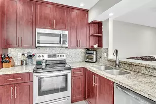 2551 N 40th Ave, Hollywood, FL 33021 - Photo 14