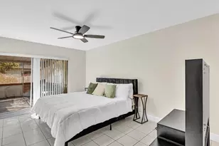 2551 N 40th Ave, Hollywood, FL 33021 - Photo 26