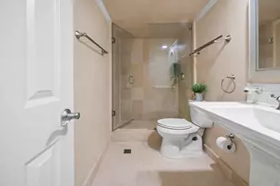 936 Intracoastal Dr, Fort Lauderdale, FL 33304 - Photo 44