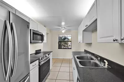 9866 Nob Hill Court #9866, Sunrise, FL 33351 - Photo 10