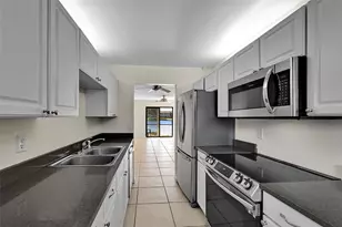 9866 Nob Hill Ct, Sunrise, FL 33351 - Photo 12