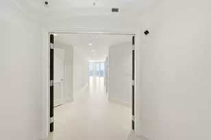 6051 N Ocean Dr, Hollywood, FL 33019 - Photo 4
