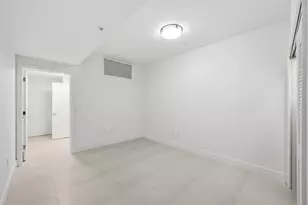 6051 N Ocean Dr, Hollywood, FL 33019 - Photo 34
