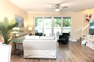 826 SE 4th Ct, Deerfield Beach, FL 33441 - Photo 12