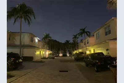 826 SE 4th Court, Deerfield Beach, FL 33441 - Photo 44