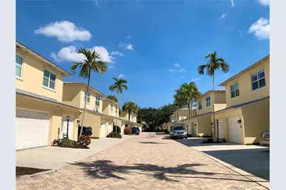 826 SE 4th Court, Deerfield Beach, FL 33441 - Photo 1