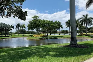 250 Jacaranda Dr, Plantation, FL 33324 - Photo 10
